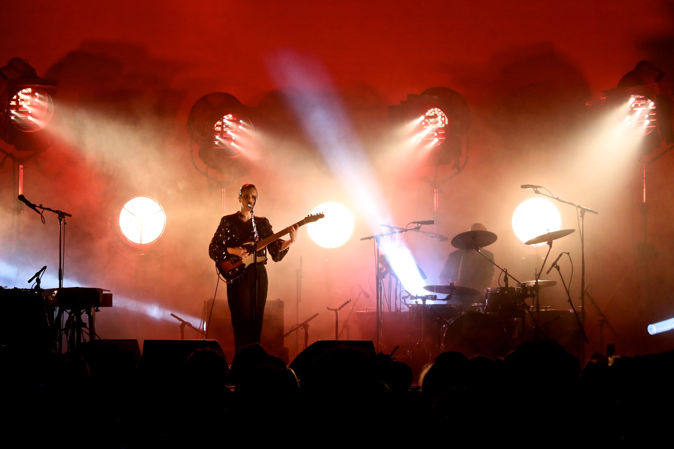Avolites Tiger Touch II shines at summer festivals for Anna Calvi 